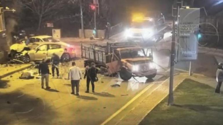 Beşiktaş’ta katliam gibi kaza Sürücü camdan yola fırladı