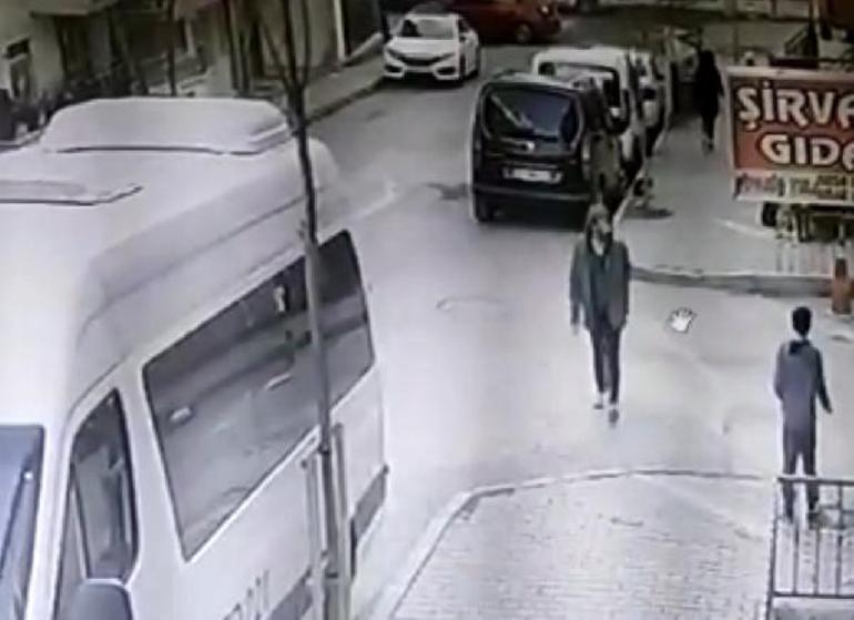 Sultangazide çaldığı montun cebindeki anahtarı farkeden şüpheli otomobili de çaldı