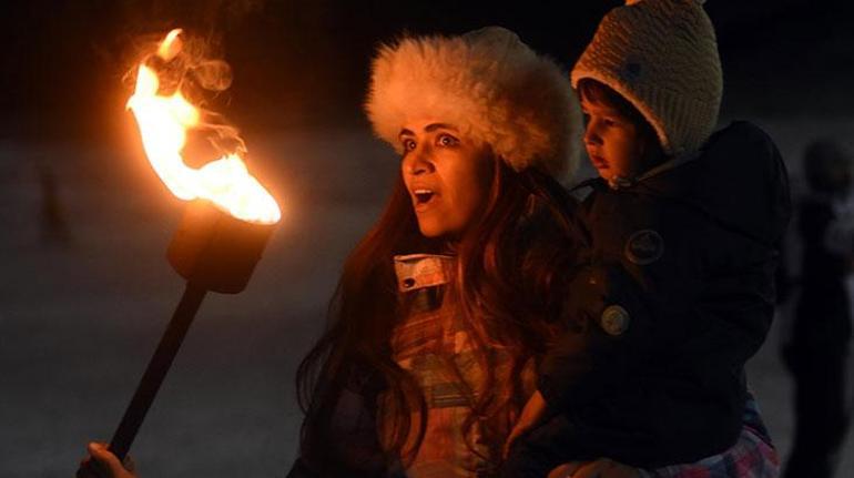 Erciyeste yeni yıl öncesi gece kayağı Renkli görüntüler ortaya çıktı