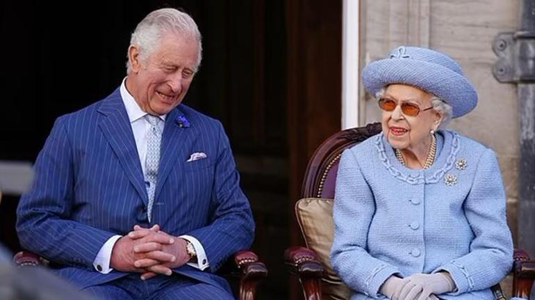 Kral Charlesın geçmişi peşini bırakmıyor Taç giyme töreninde kriz yaşanabilir