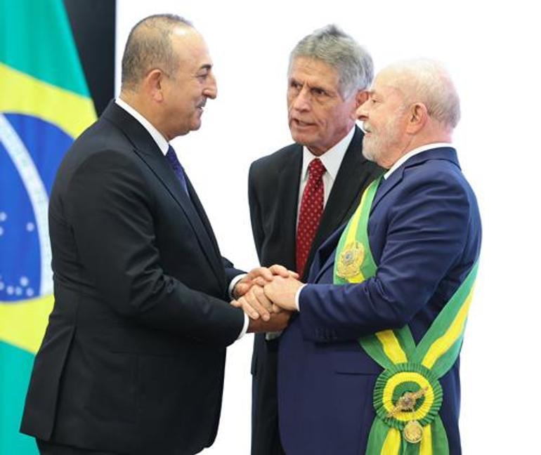 Brezilyada Lula dönemi başladı Törende tedirgin eden silah alarmı