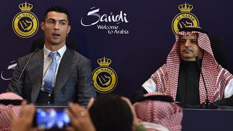 Cristiano Ronaldo, Al-Nassra imza attı İmza töreninde transfer itirafı: Buraya gelmeden önce görüştük
