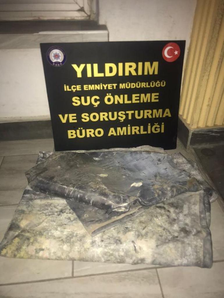 550 yıllık hamamın kurşun levhalarını çalıp, hurdacıya sattılar