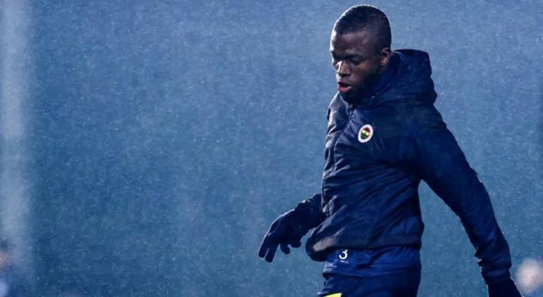 Fenerbahçeye İtalyadan sol bek Transfer teklifi yapıldı