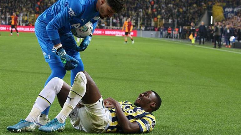 Jorge Jesusun ofsayt taktiği Fenerbahçe - Galatasaray derbisine damga vurdu Paylaşım dikkat çekti