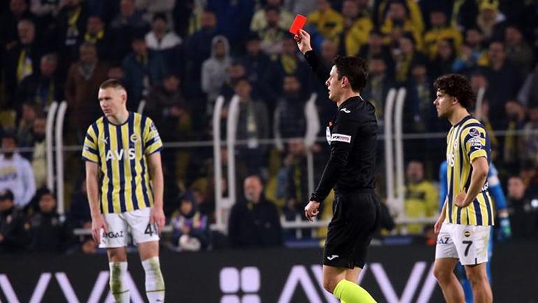 Fenerbahçe - Galatasaray derbisinde İrfan Can Kahveci kırmızı kart gördü Mert Hakan Yandaş çok sinirlendi