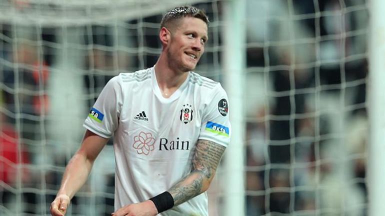 ÖZEL | Beşiktaşta Weghorst İstanbuldan ayrıldı İşte Hollandalı yıldızın veda sözleri