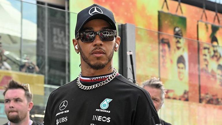 Lewis Hamiltondan futbol yatırımı Premier Lig devinin peşinde