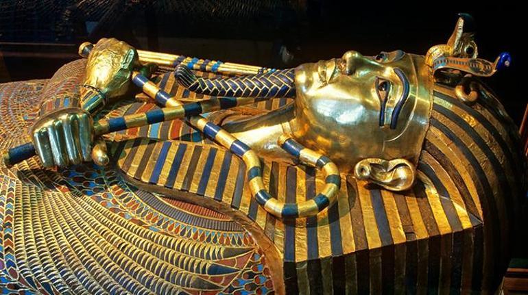 Tutankamonun kayıp mezarından çıkan sır Sonunu getiren bir sinek oldu