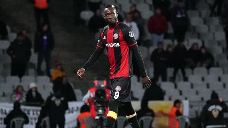 Galatasaray yolladı, Mbaye Diagne Süper Ligi sallıyor