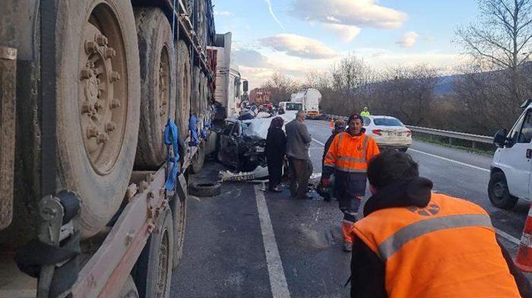 TEMde 8 araçlı zincirleme kaza Hurdaya döndü