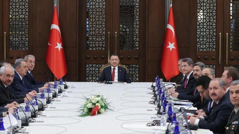 Cumhurbaşkanı Yardımcısı Oktay, MSBnin düzenleme ihtiyaçlarına yönelik toplantıya başkanlık etti