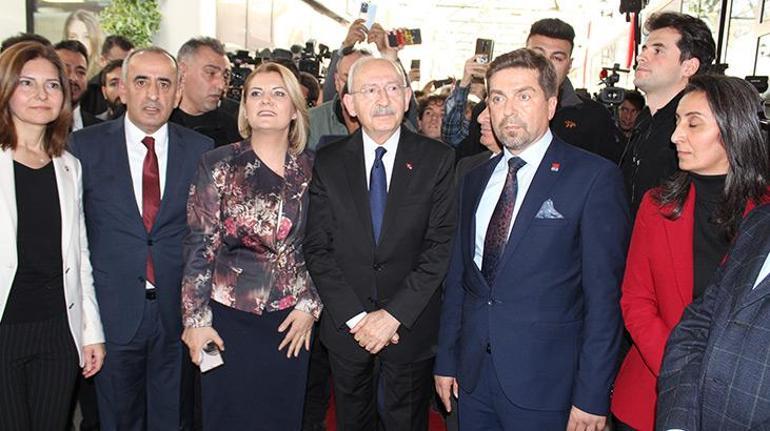 Kılıçdaroğlu, İzmitte kütüphane açılışına katıldı