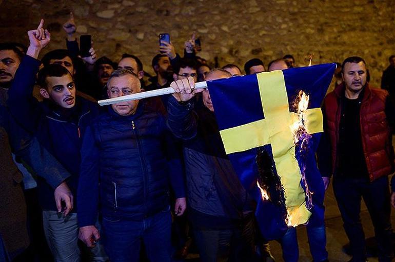 Dünya medyası manşetten gördü: İsveç mahvetti, yıllar alabilir