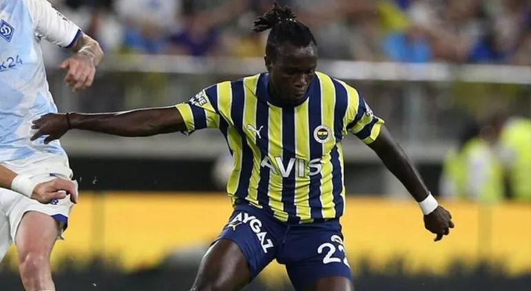 Efsaneden Fenerbahçenin bonservisini aldığı Bruma için zehir zemberek sözler: Futbolu bırakmalı