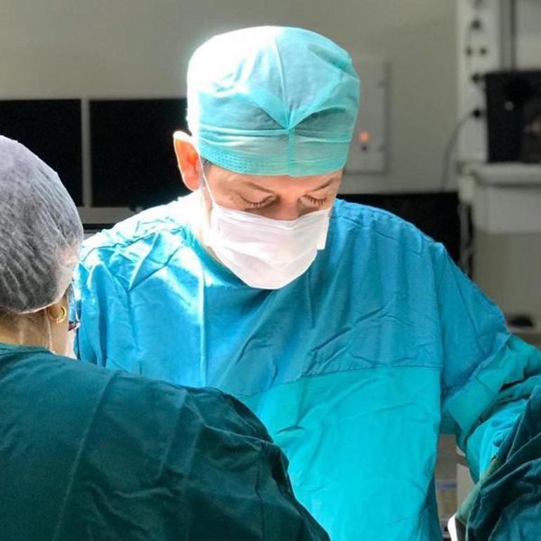 Hastanın uyanma süresinde anlaşamadılar Doktorlar, anestezi asistanını dövdü iddiası