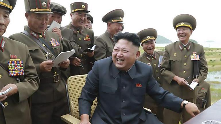 Kim Jong-un hakkındaki en tuhaf iddialar Tek tek kendisi seçiyor, tam bir bağımlı çıktı