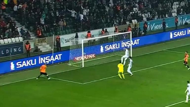 Giresunda inanılmaz hata Icardi penaltı kaçırdı ama Galatasarayın yıldızı affetmedi