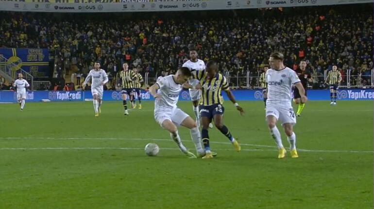 Eski hakemler Fenerbahçe - Kasımpaşa maçını değerlendirdi: Golün iptali doğru olurdu