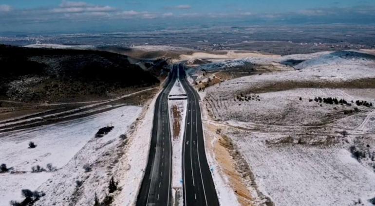 Cumhurbaşkanı Erdoğan: 2023te bölünmüş yol uzunluğu 30 bin kmyi bulacak