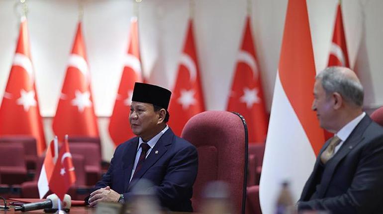 Bakan Akar, Endonezya Savunma Bakanı ile görüştü