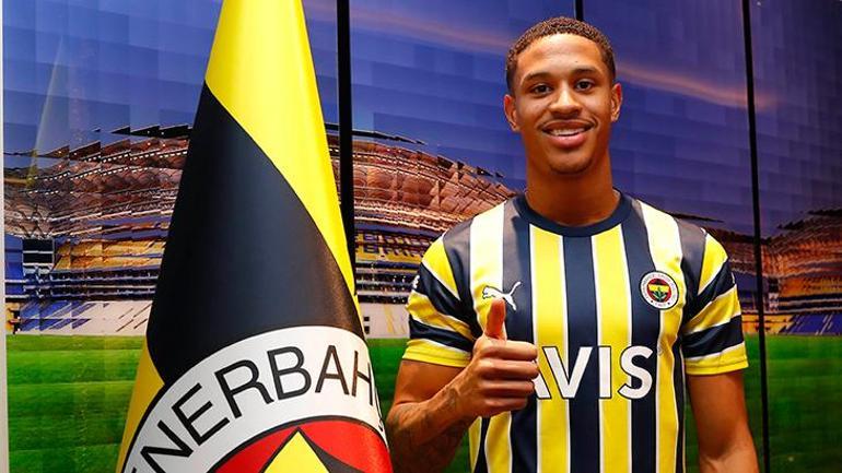 Fenerbahçenin yeni transferini yere göğe sığdıramadı Oosterwoldeye övgü dolu sözler