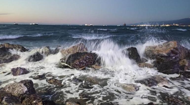 Kahramanmaraş depreminin ardından İskenderunda deniz seviyesi yükseldi