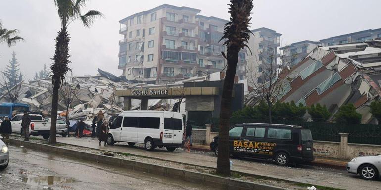 ‘5 bin konuttan 3 blok yıkılmış, normal’