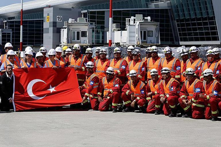 20 yıldır unutulmayan iyilik Türkiyeye maaşlarını bağışladılar