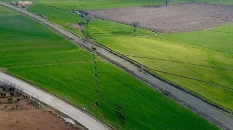 Kahramanmaraş’taki fay kırığı görüntülendi Kilometrelerce uzunlukta