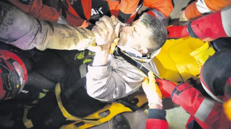 Adeta iğneyle kuyu kazar gibi kurtardılar