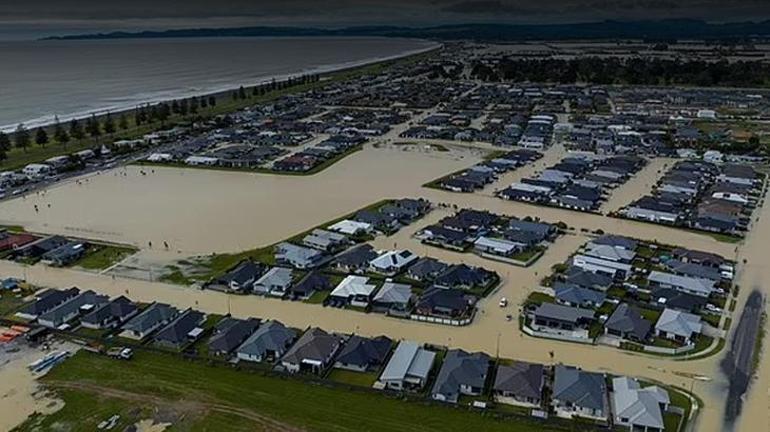 Önce tayfun, sonra deprem Yeni Zelanda felaketi yaşıyor