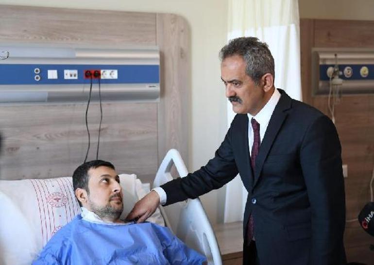 Bakan Özerden deprem bölgesinden tayin talebinde bulanacak öğretmenler için açıklama