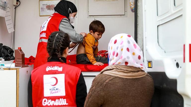 Kızılay günlük 3 milyondan fazla kişiye sıcak yemek ulaştırıyor