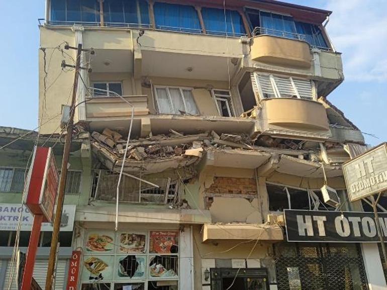 Jeofizik mühendisi Öziçer: 6 büyüklüğündeki depremde bile bu yıkımlar olabilirdi