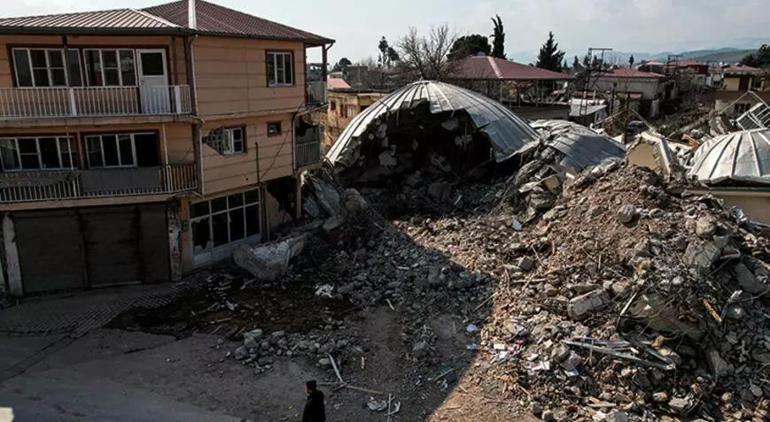Ünlü isimler depremzedeler için toplandı Sivil toplum göreve hazır