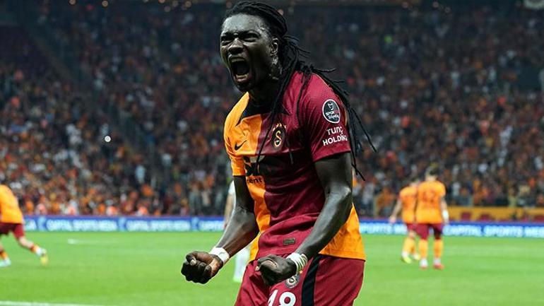 ÖZEL - Galatasarayda Okan Buruktan Avrupa için erken transfer alarmı Bafetimbi Gomisten veda kararı