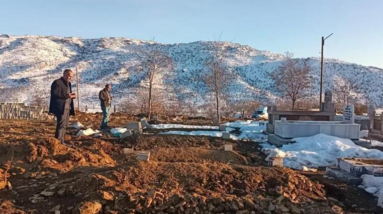 Köyü vuran depremde aynı aileden 14 kişi hayatını kaybetti