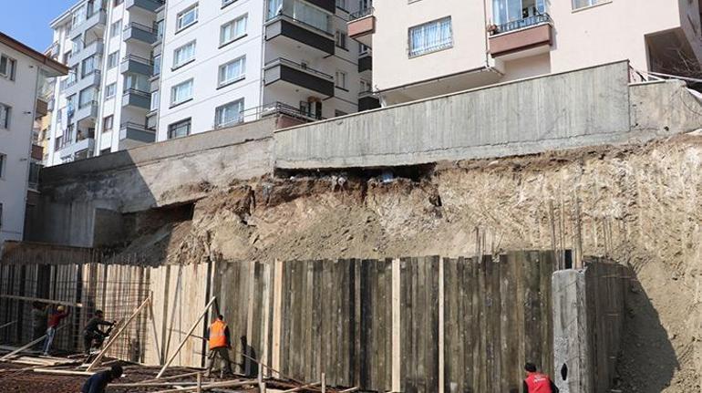 Ankarada istinat duvarı çöktü, tahliye edilen 2 apartmanda risk tespit edilmedi