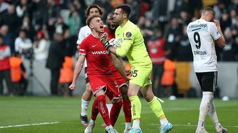 Antalyasporda Ataberk Dadakdeniz, Süper Ligdeki ilk maçında Beşiktaşı durdurdu Kulüpsüz kalmıştı, Galatasaray detayı