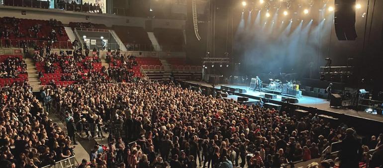 Almanya depremzedeler için konser verdi 1 milyon eurodan fazla para toplandı