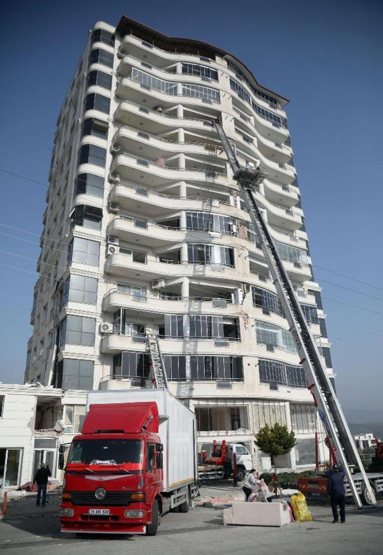 Depremzedelerden eşya taşıma firmalarına yoğun talep