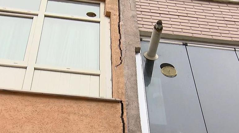 Gaziosmanpaşada çatlakların oluştuğu bina tahliye edildi
