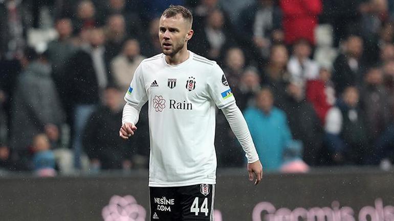 Beşiktaş - Ankaragücü maçı sonrası siyah-beyazlı oyuncuya sert eleştiri: İnanılır gibi değil