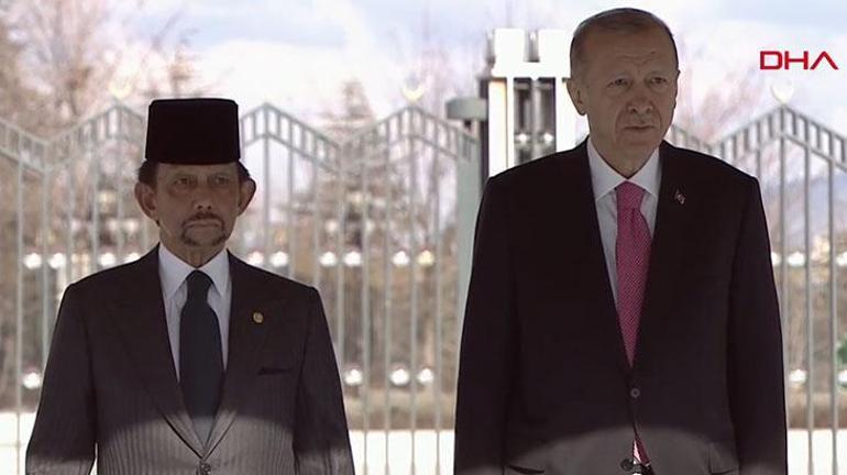 Brunei Sultanı Ankarada Erdoğan resmi törenle karşıladı