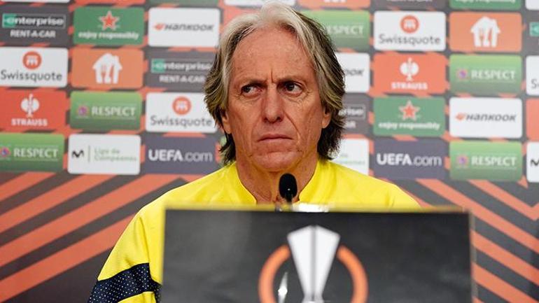 Fenerbahçede Jorge Jesus herkesi şaşırttı Dikkat çeken tablo ortaya çıktı