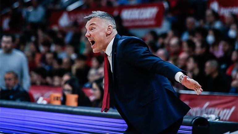 Fenerbahçe yenilgisi sonrası Barcelonada Jasikevicius krizi Görüntüleri olay yarattı