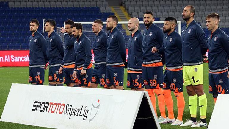 Başakşehir - Beşiktaş maçına Vincent Aboubakar damgası Hakeme itiraz etti: VAR uyardı, kırmızı kart çıktı