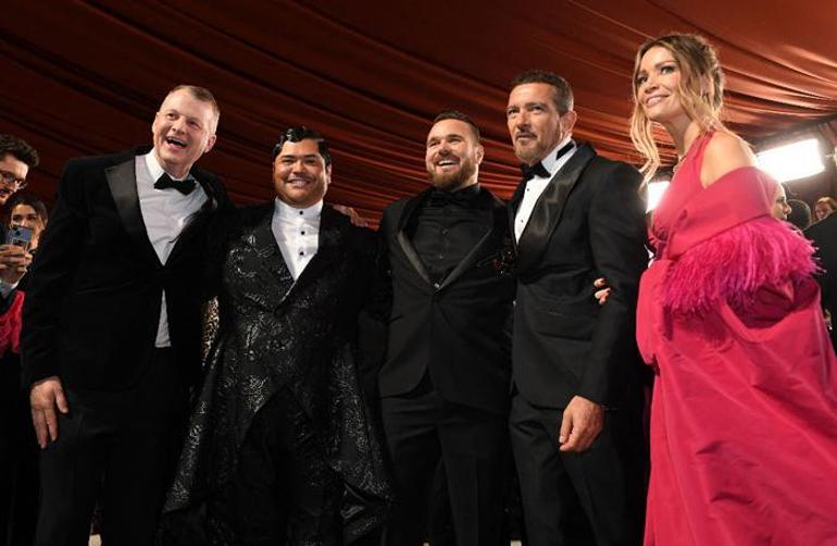Oscar Ödüllerinde şıklık yarışı Halı bu kez kırmızı değil