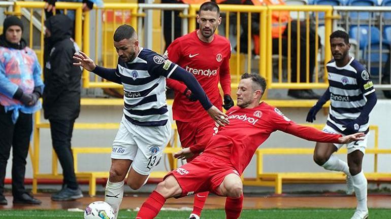 Kasımpaşa - Ümraniyespor maçında kazanan çıkmadı